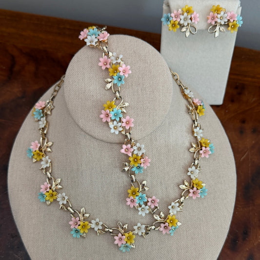 3 Piece Floral Set