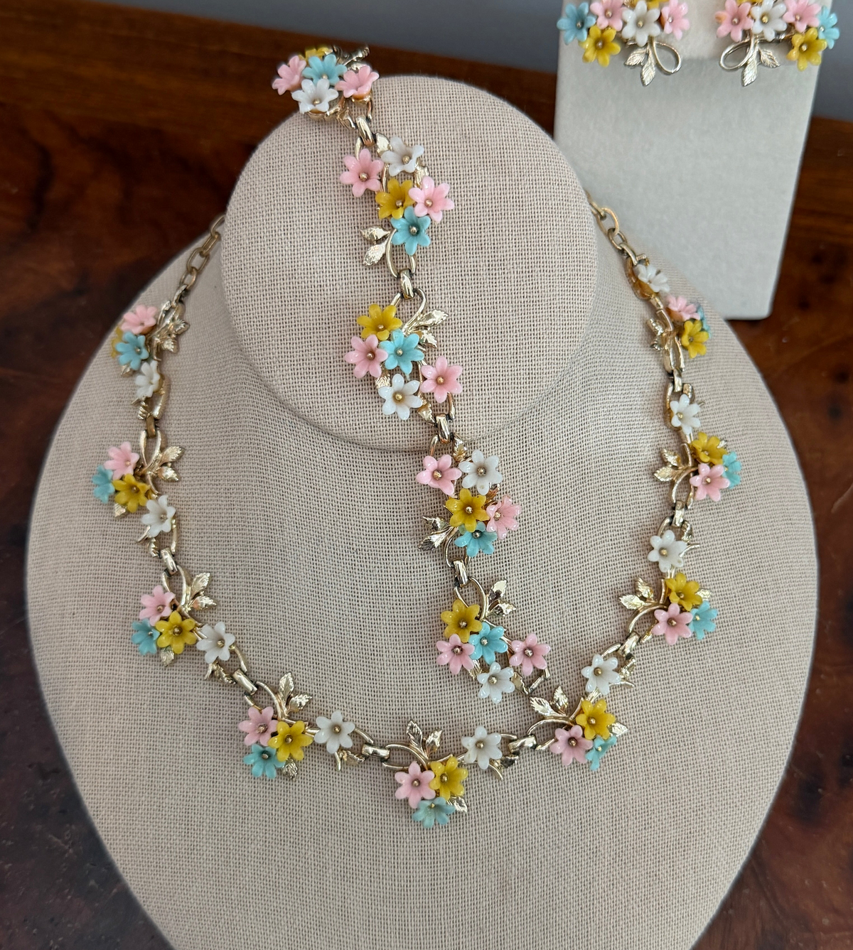 3 Piece Floral Set